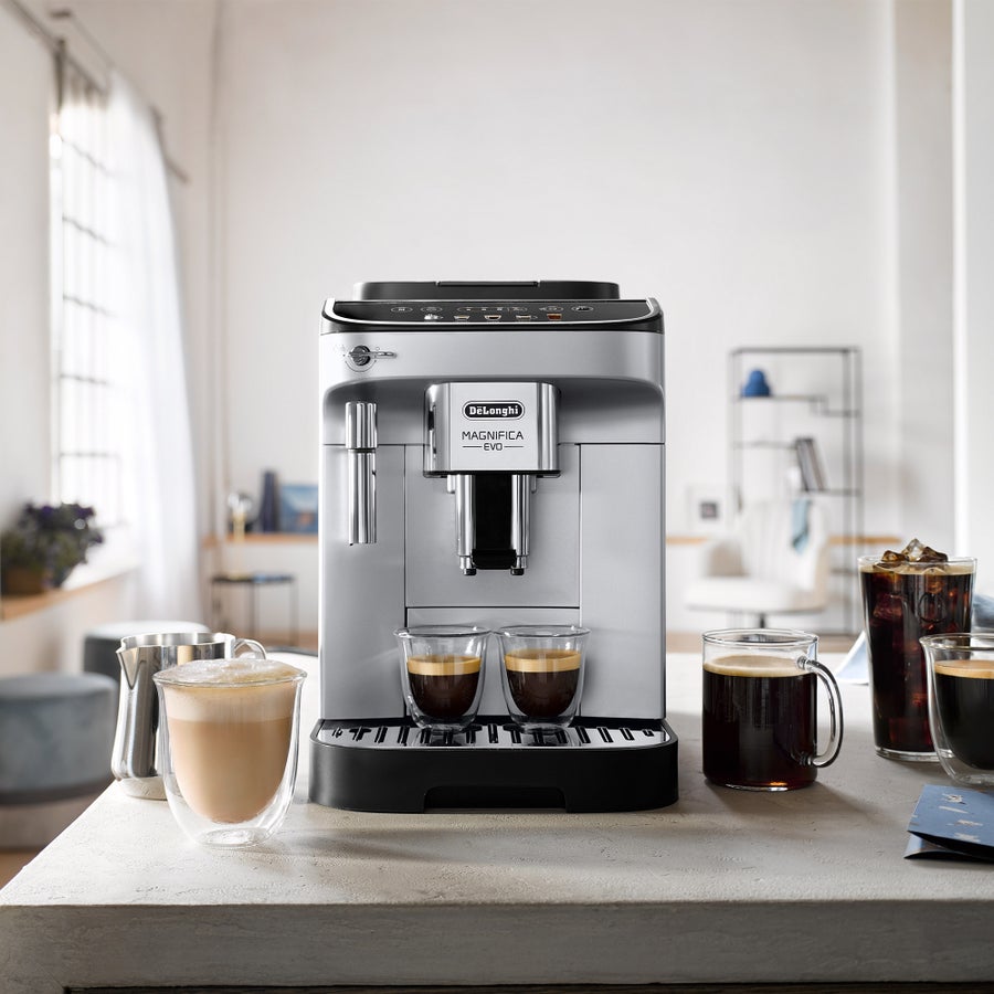 De’Longhi Magnifica Evo espresso machine, model reference